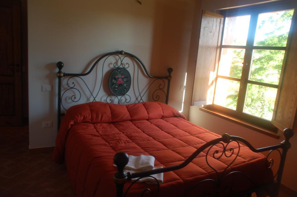 Agriturismo Il Poderetto Licciana Nardi Room photo